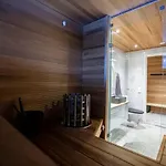 Luxury Log With Hot Tub Villa *