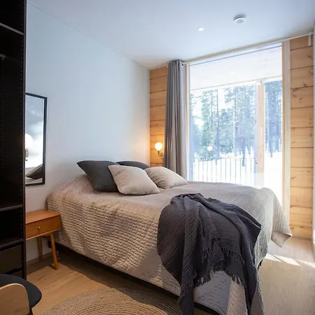 Villa Luxury Log With Hot Tub Ylläsjärvi