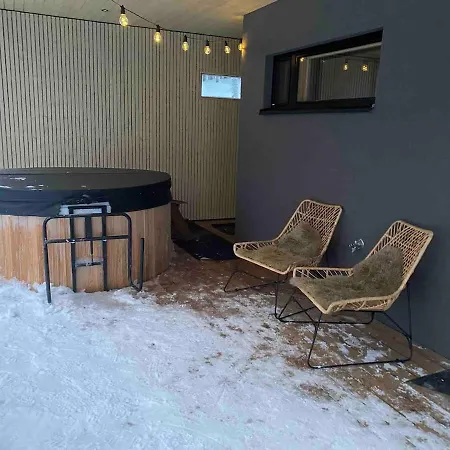 Luxury Log With Hot Tub ヴィラ Ylläsjärvi