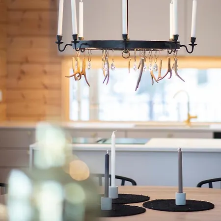 Villa Luxury Log With Hot Tub *