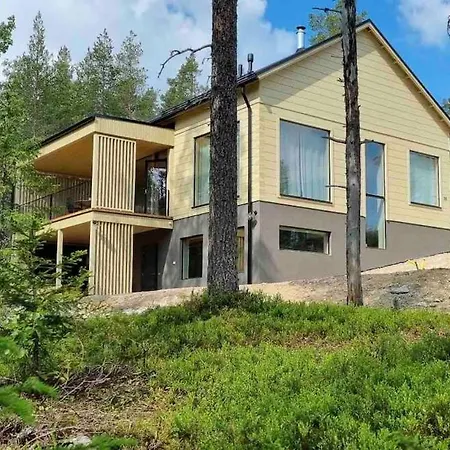 Luxury Log With Hot Tub Villa Ylläsjärvi