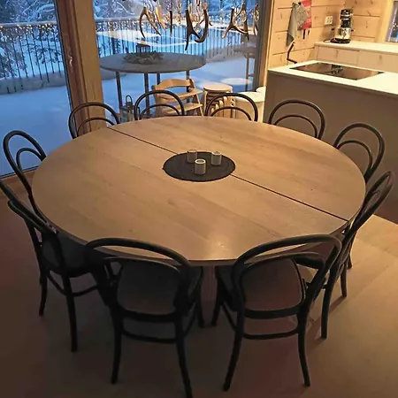 Villa Luxury Log With Hot Tub Ylläsjärvi