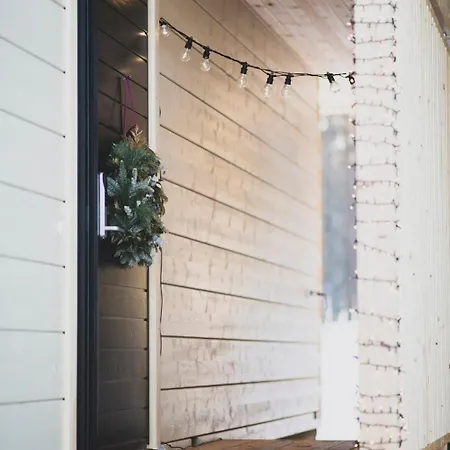 Luxury Log With Hot Tub Ylläsjärvi