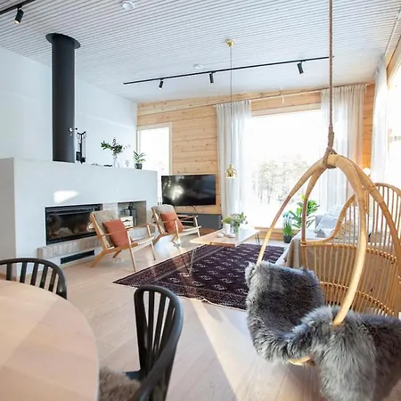 Luxury Log With Hot Tub * Ylläsjärvi